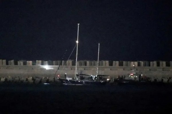 İsrail'e tepkiler çığ gibi! Korsan devlete karşı tek yürek: Aktivistlere gözaltında video işkencesi